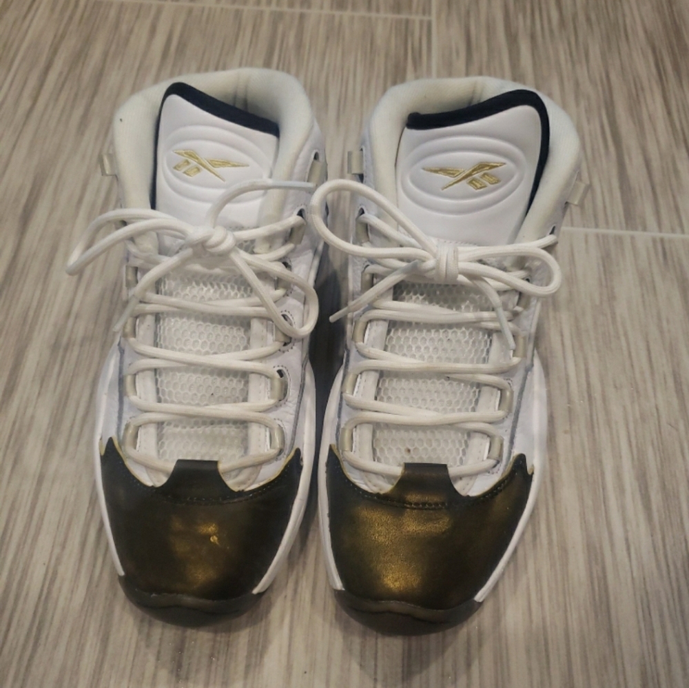 Reebok Question size 10